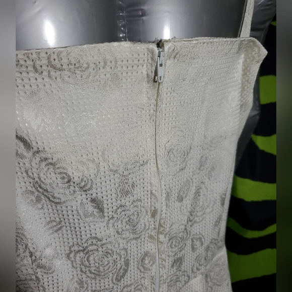 Modcloth / Royal Monk White Floral Dress XL with Pockets! NWT - Picture 4 of 8